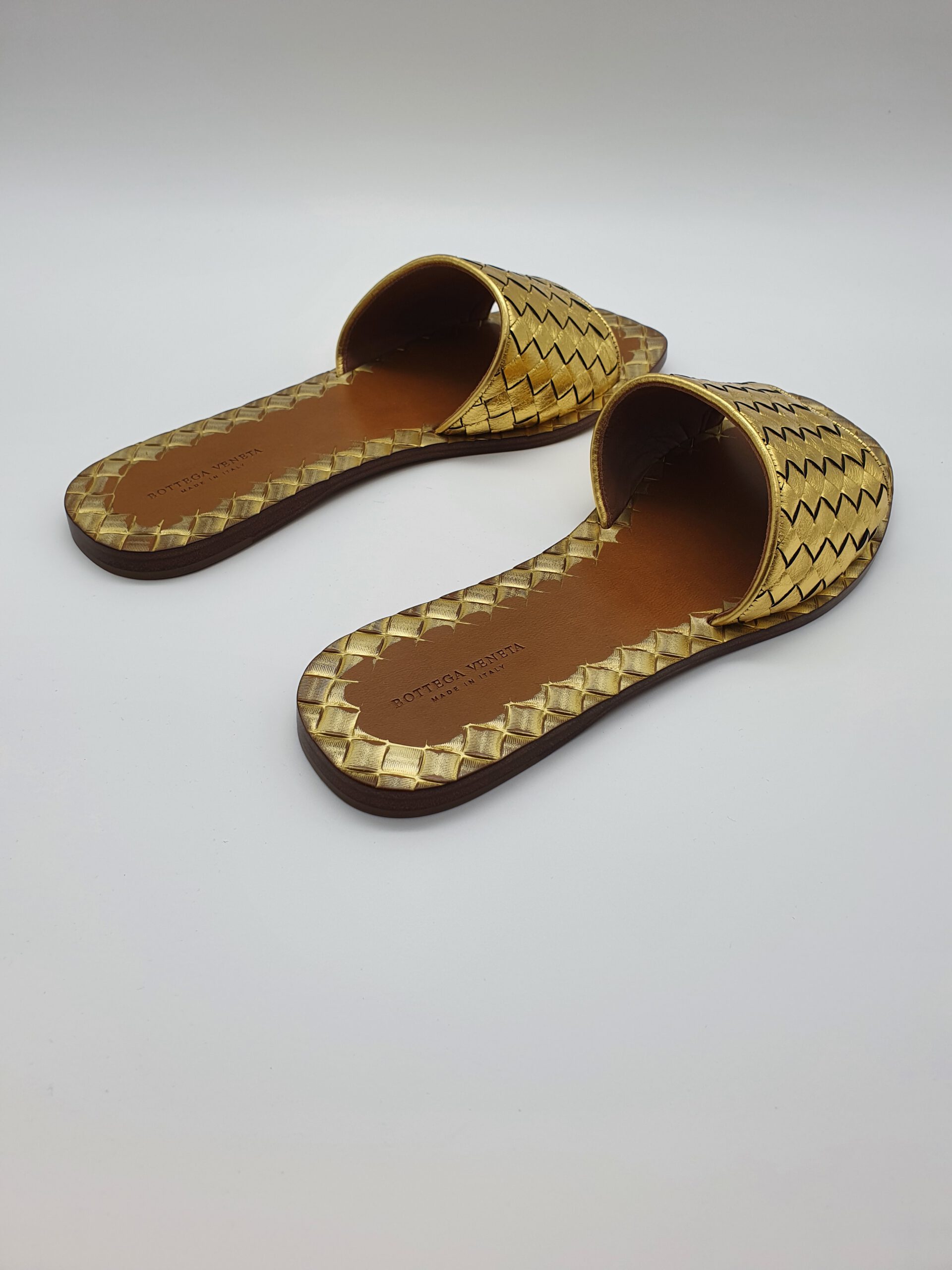 Bottega best sale gold slippers